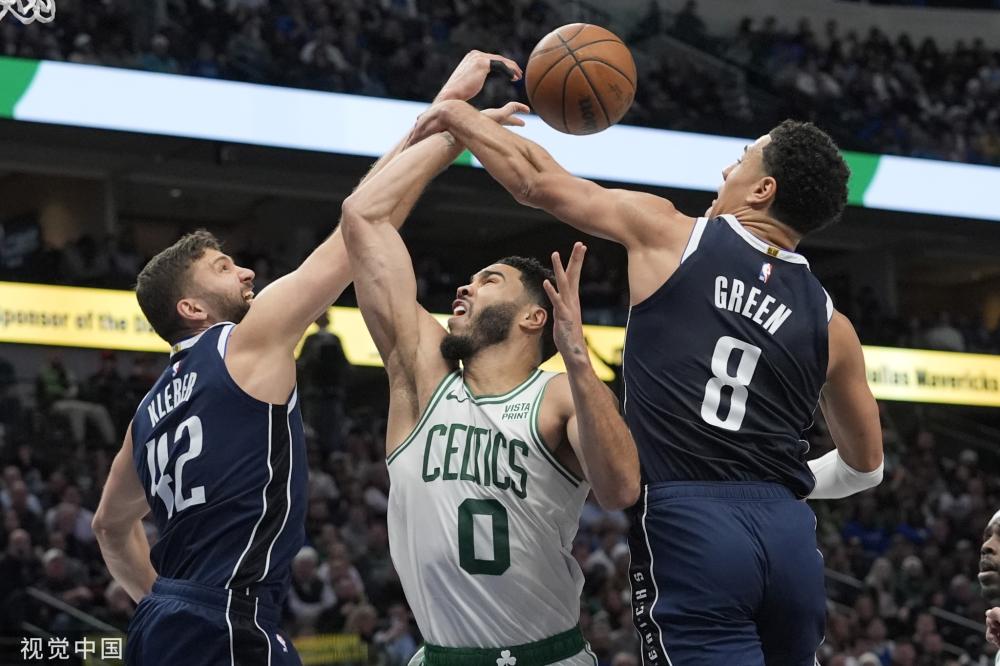 将为年轻球 将为年轻球