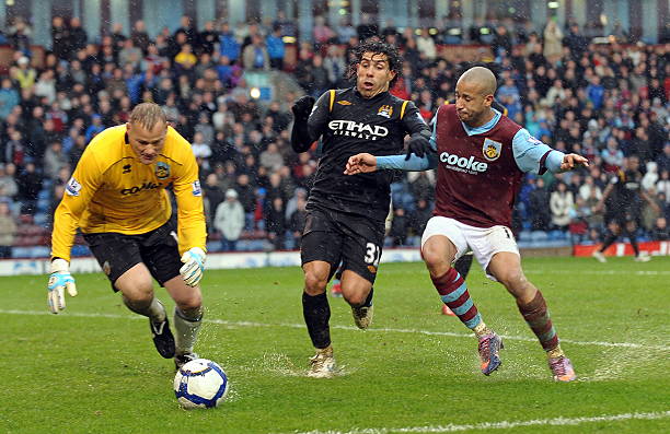 事亟待解决 事亟待解决