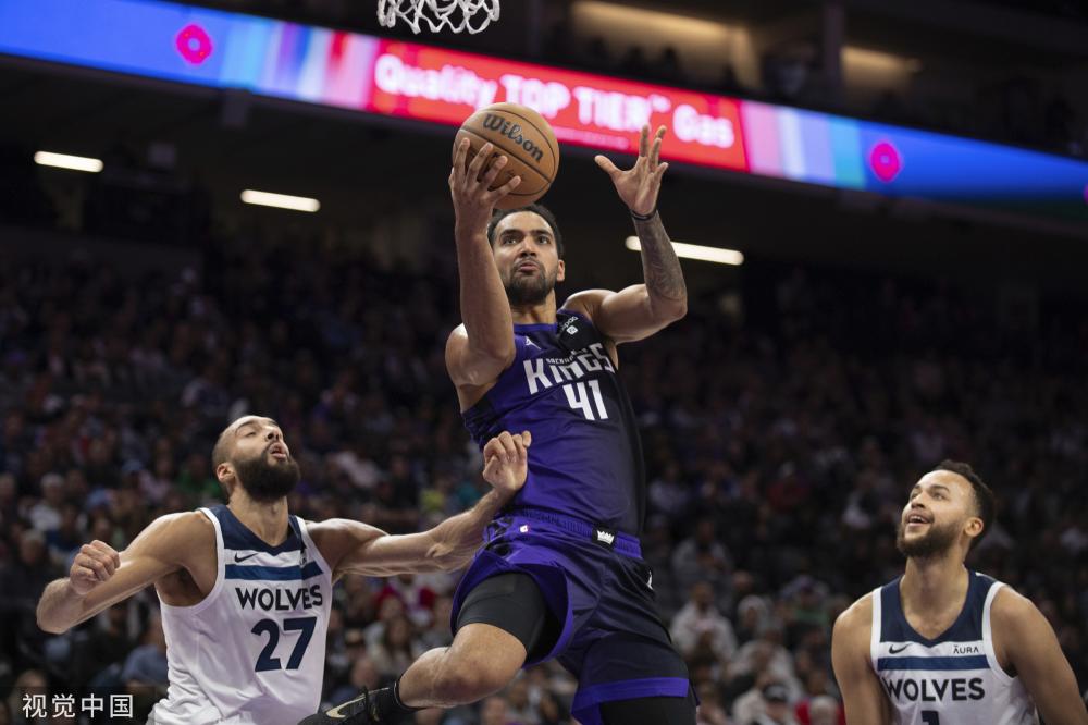 与过人的足 与过人的足