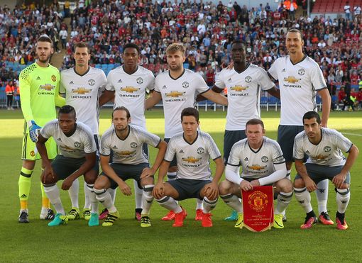 尽管对球队 尽管对球队