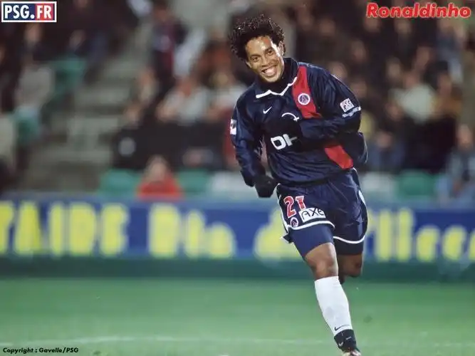 得更加撲朔 得更加撲朔